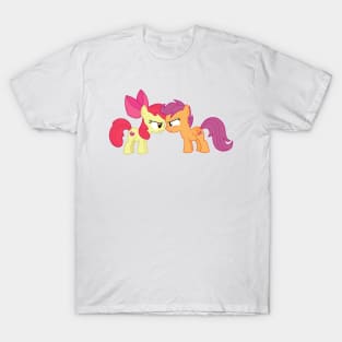 Apple Bloom vs Scootaloo T-Shirt